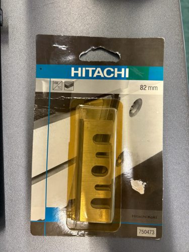 Hitachi gyalukés 82mm